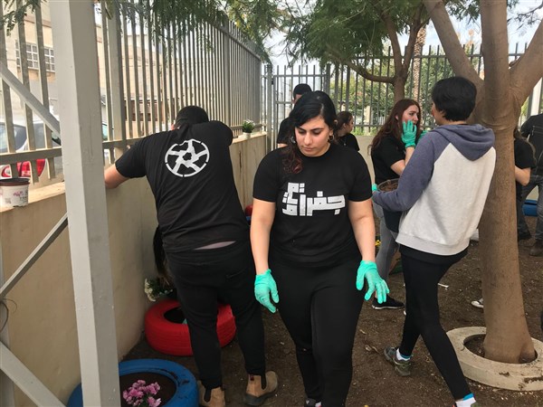 قيادة جفرا تقوم بعمل تطوعي ببيت المسنين قيادة جفرا تقوم بعمل تطوعي ببيت المسنين